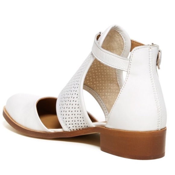 House of Harlow 1960 Esperanza Flats Women’s White Leather Ankle Strap Shooties - Picture 3 of 16